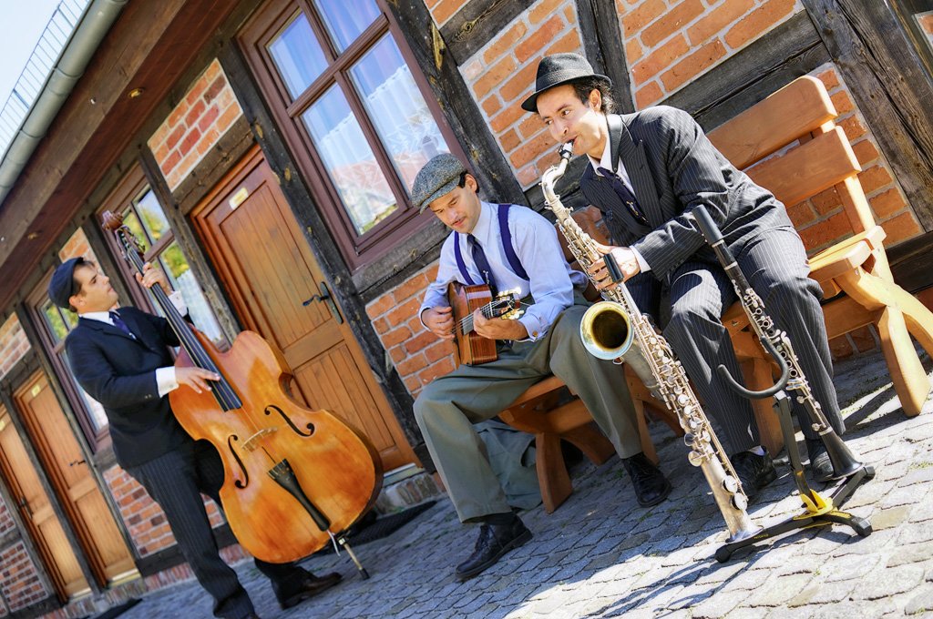 adac-landpartie-classic-2018-band.jpg